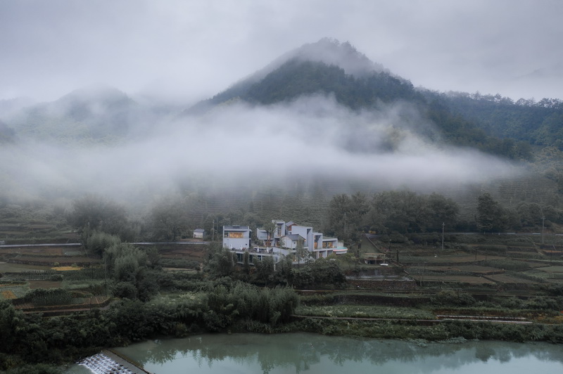 BIM建筑|山涧房 / 来建筑设计工作室 BIM建筑|山涧房 / 来建筑设计工作室