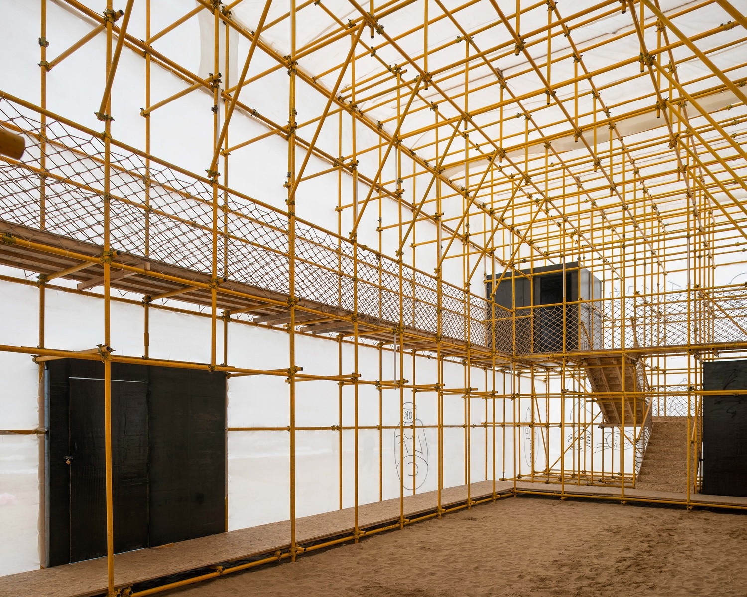 BIM建筑|晃神儿空间—阿那亚戏剧节“候鸟300”海滩临时美术馆/合木建筑工作室 BIM建筑|晃神儿空间—阿那亚戏剧节“候鸟300”海滩临时美术馆/合木建筑工作室