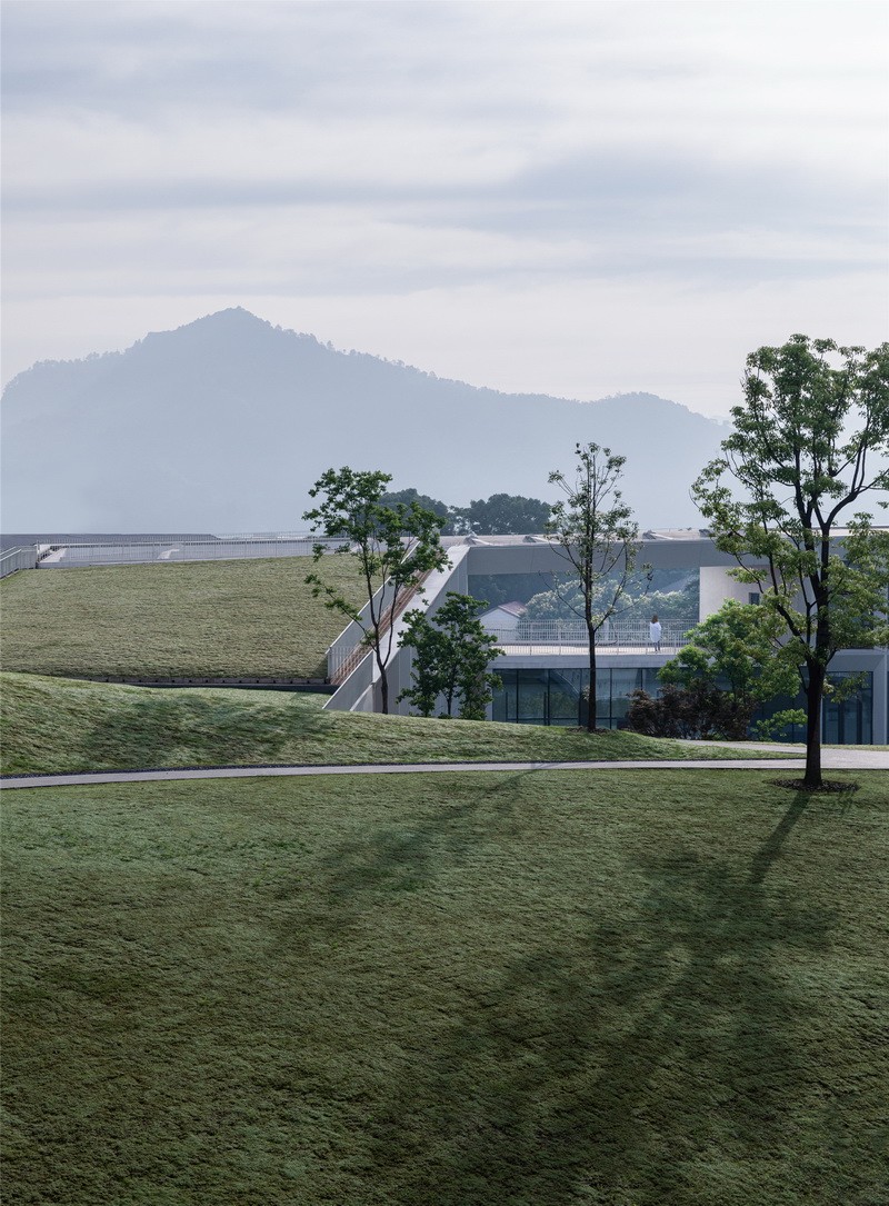 BIM建筑|顺势而为的空间赋形,浙江建德空港航空产学研基地/gad杰地设计 BIM建筑|顺势而为的空间赋形,浙江建德空港航空产学研基地/gad杰地设计