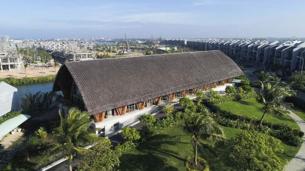 BIM建筑|大跨度拱形竹梁,Casamia 社区之家 / VTN Architects BIM建筑|大跨度拱形竹梁,Casamia 社区之家 / VTN Architects