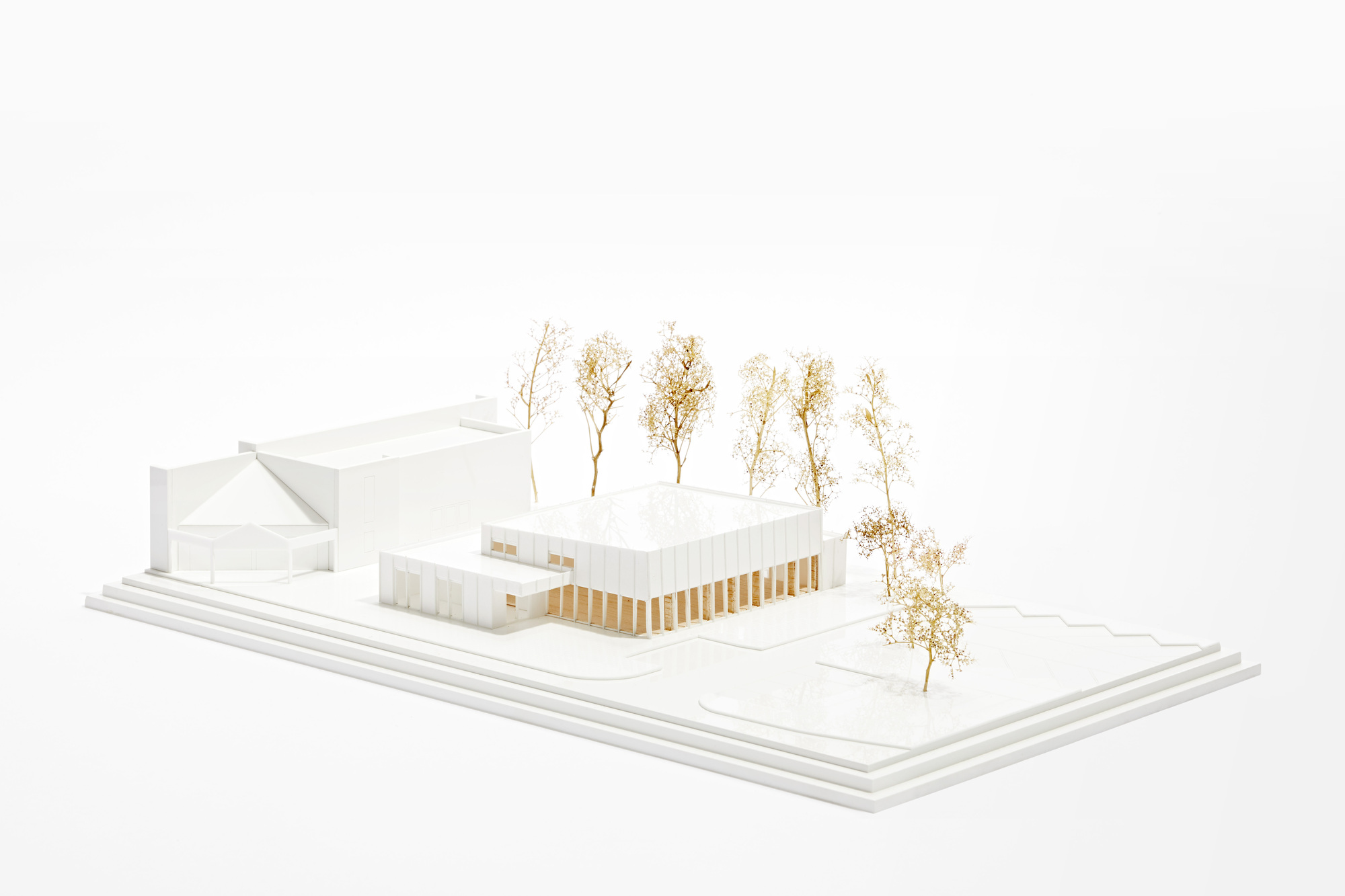 BIM建筑|法国第一座大麻混凝土砌块体育馆/Lemoal Lemoal Architectes BIM建筑|法国第一座大麻混凝土砌块体育馆/Lemoal Lemoal Architectes