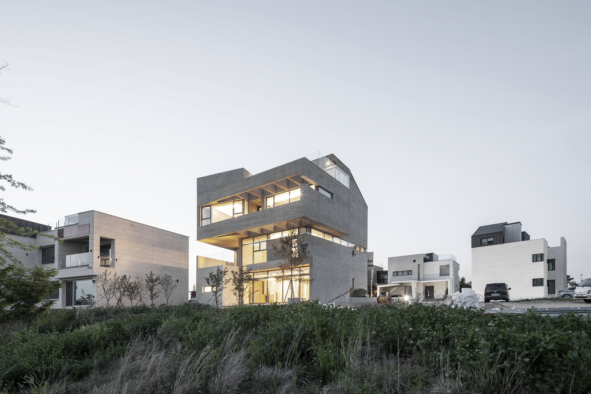 BIM建筑|L.M住宅 / DESIGN GROUP COLLABO BIM建筑|L.M住宅 / DESIGN GROUP COLLABO