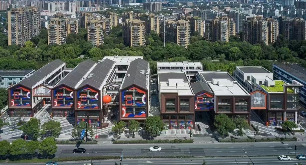 BIM建筑|打开脑洞、创意回路——8号桥沈半路文创办公园区改造 / 予舍予筑 BIM建筑|打开脑洞、创意回路——8号桥沈半路文创办公园区改造 / 予舍予筑