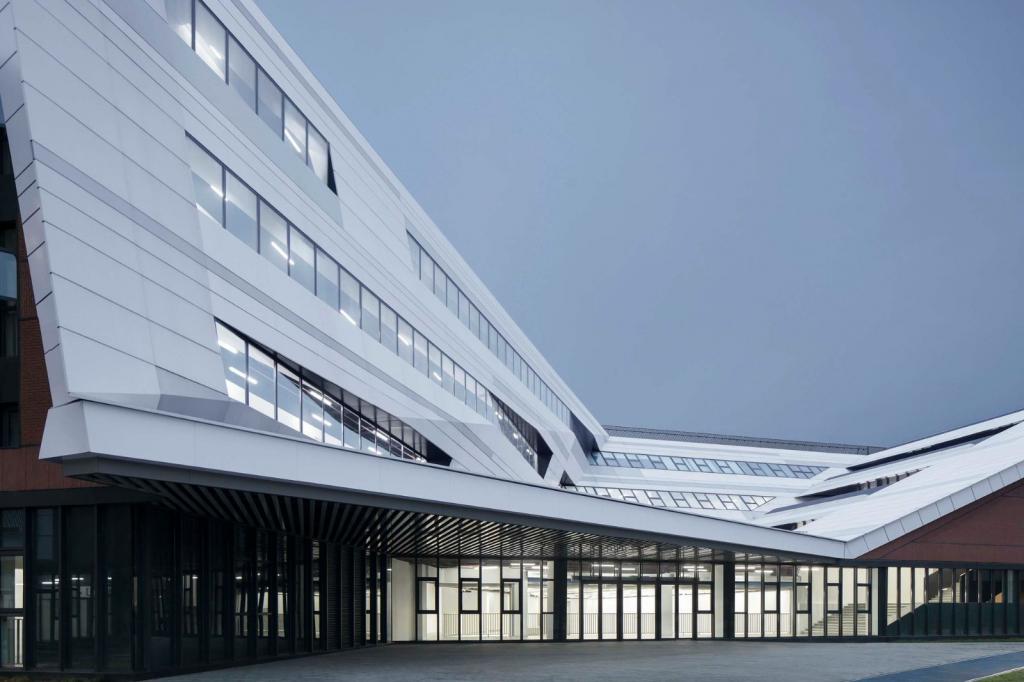 BIM建筑|北京人大附中航天城学校 / 北京市建筑设计研究院 BIM建筑|北京人大附中航天城学校 / 北京市建筑设计研究院