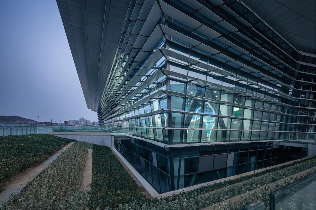 BIM建筑|长岛海洋生态文明综合试验区展览馆 / 华南理工大学建筑设计研究院工作十室+烟台市建筑设计研究院 BIM建筑|长岛海洋生态文明综合试验区展览馆 / 华南理工大学建筑设计研究院工作十室+烟台市建筑设计研究院