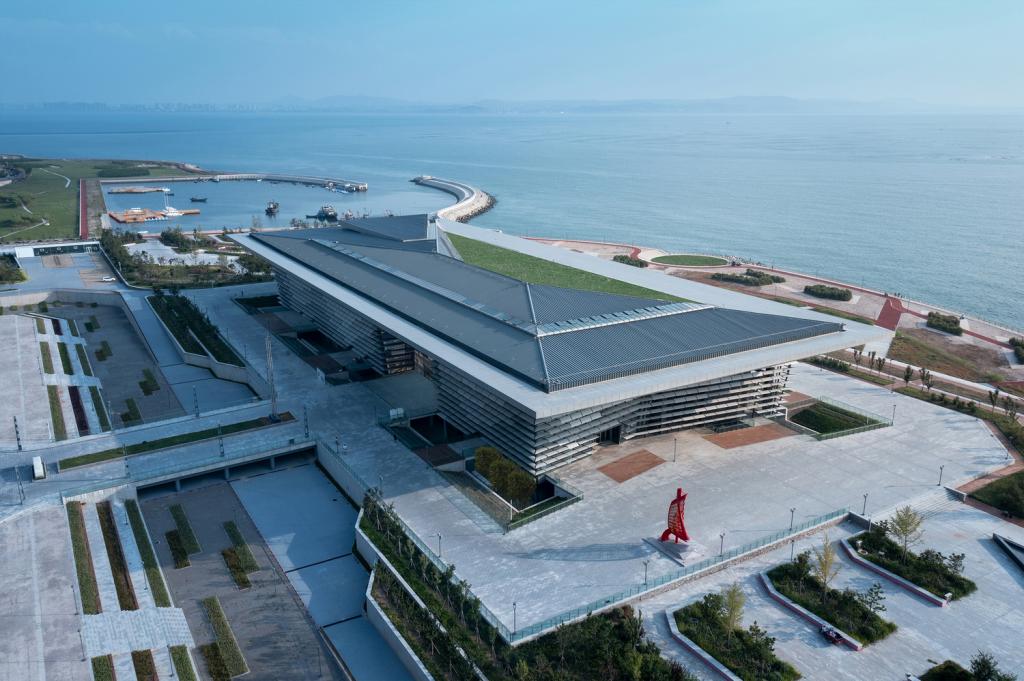 BIM建筑|长岛海洋生态文明综合试验区展览馆 / 华南理工大学建筑设计研究院工作十室+烟台市建筑设计研究院 BIM建筑|长岛海洋生态文明综合试验区展览馆 / 华南理工大学建筑设计研究院工作十室+烟台市建筑设计研究院