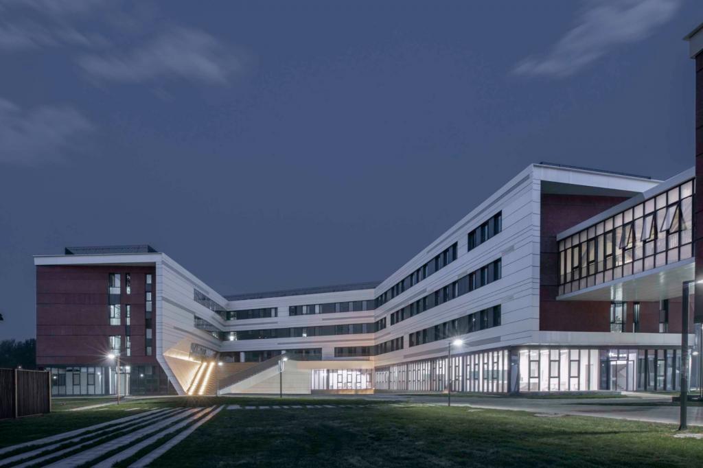 BIM建筑|北京人大附中航天城学校 / 北京市建筑设计研究院 BIM建筑|北京人大附中航天城学校 / 北京市建筑设计研究院