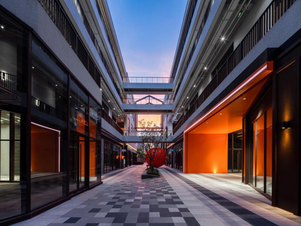 BIM建筑|打开脑洞、创意回路——8号桥沈半路文创办公园区改造 / 予舍予筑 BIM建筑|打开脑洞、创意回路——8号桥沈半路文创办公园区改造 / 予舍予筑