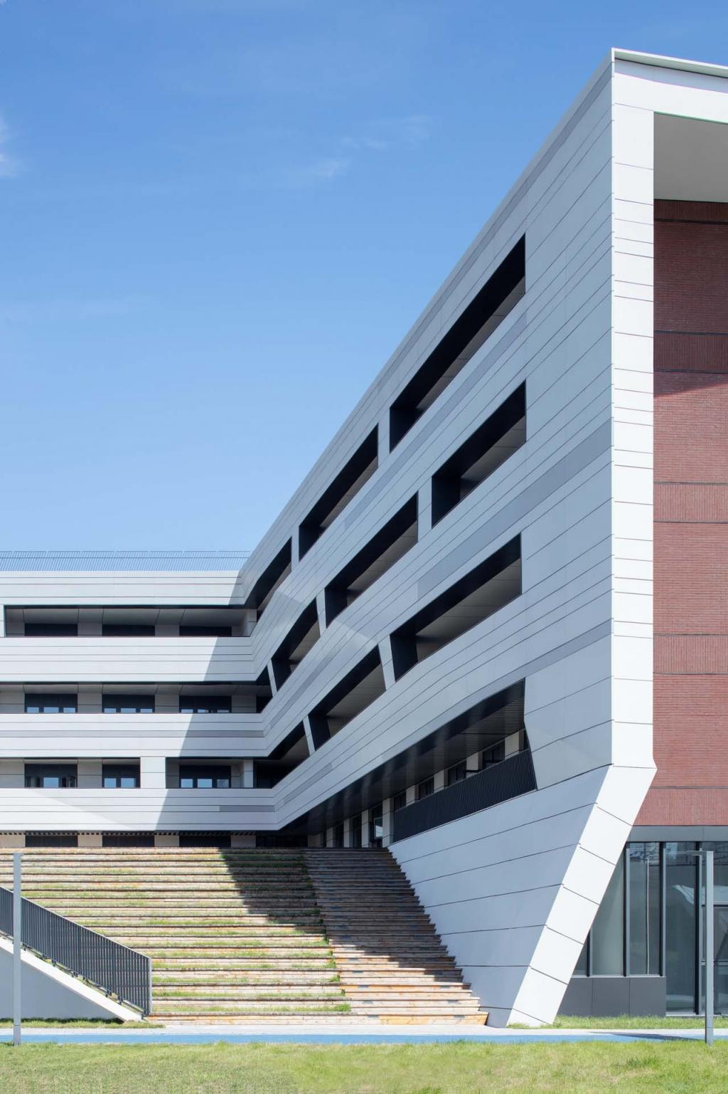 BIM建筑|北京人大附中航天城学校 / 北京市建筑设计研究院 BIM建筑|北京人大附中航天城学校 / 北京市建筑设计研究院