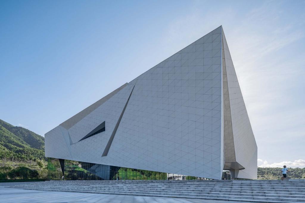 BIM建筑|南方红军三年游击战争纪念馆 / 华建集团上海建筑设计研究院 BIM建筑|南方红军三年游击战争纪念馆 / 华建集团上海建筑设计研究院