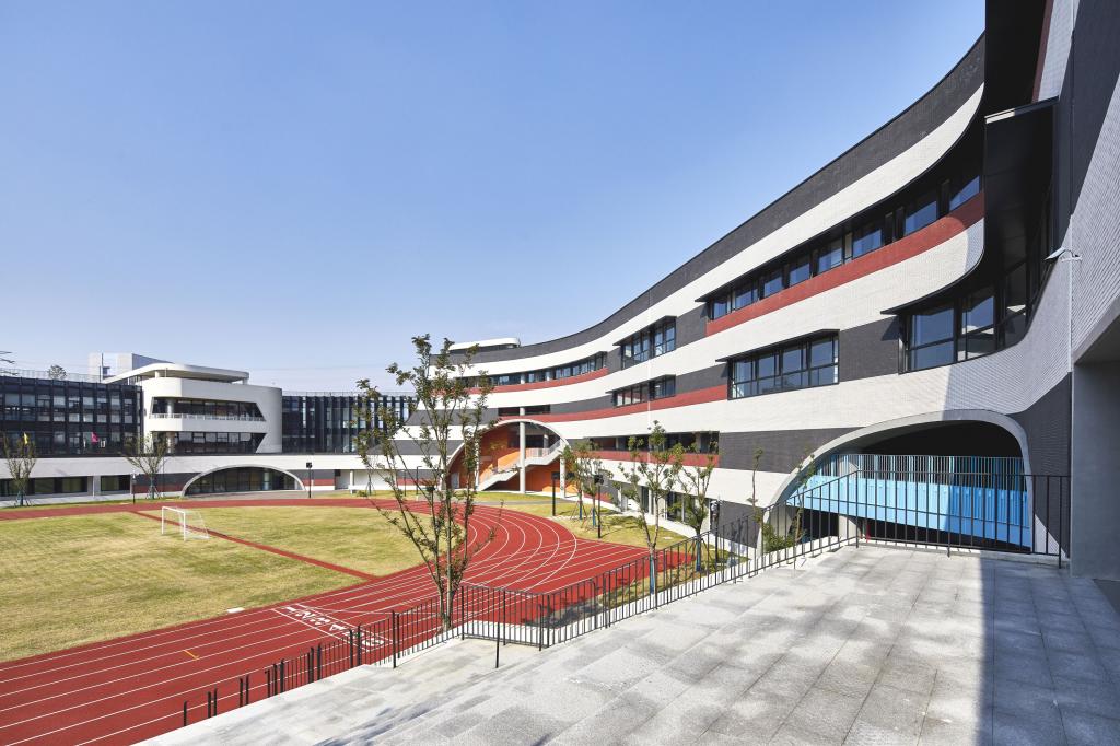 BIM建筑|苏州科技城天佑实验小学及幼儿园 / BAU BIM建筑|苏州科技城天佑实验小学及幼儿园 / BAU