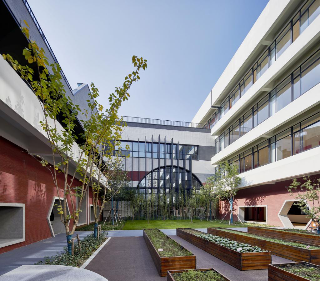 BIM建筑|苏州科技城天佑实验小学及幼儿园 / BAU BIM建筑|苏州科技城天佑实验小学及幼儿园 / BAU