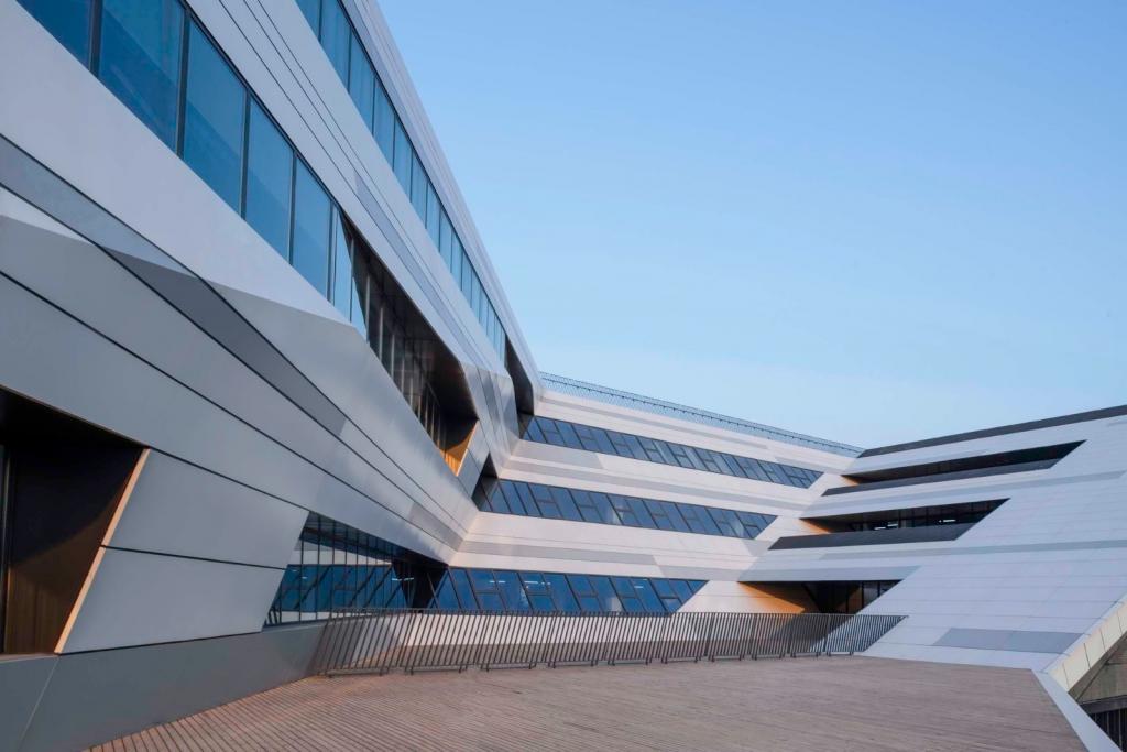 BIM建筑|北京人大附中航天城学校 / 北京市建筑设计研究院 BIM建筑|北京人大附中航天城学校 / 北京市建筑设计研究院