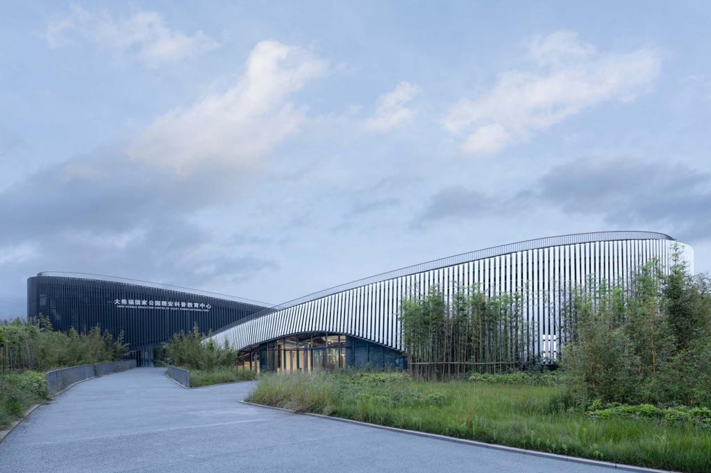BIM建筑|大熊猫国家公园雅安科普教育中心 / 中国建筑西南设计研究院 BIM建筑|大熊猫国家公园雅安科普教育中心 / 中国建筑西南设计研究院