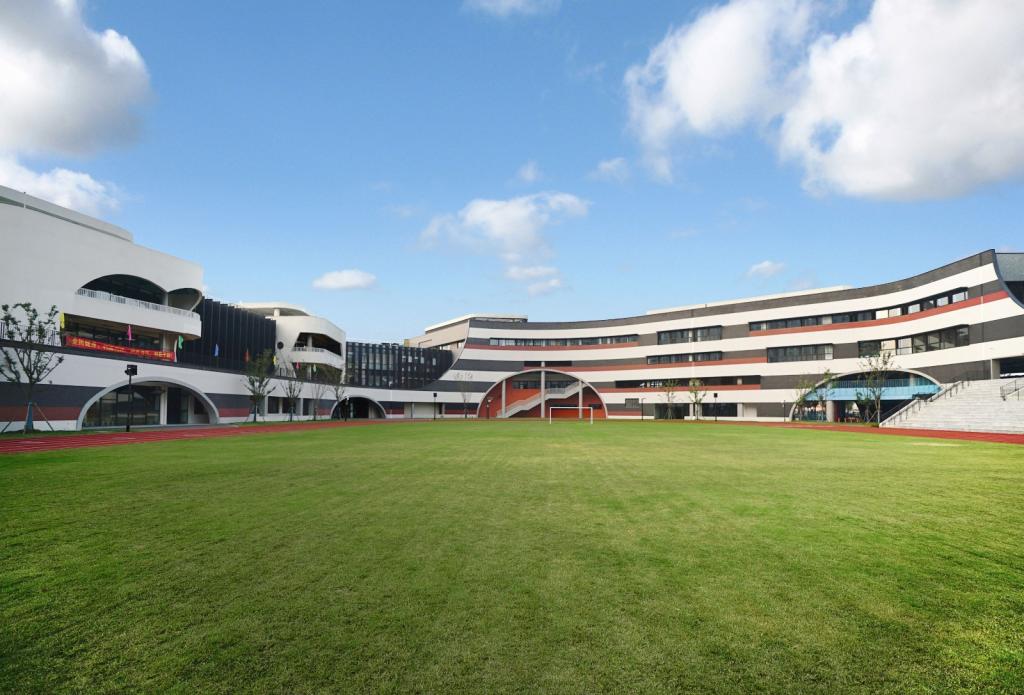 BIM建筑|苏州科技城天佑实验小学及幼儿园 / BAU BIM建筑|苏州科技城天佑实验小学及幼儿园 / BAU