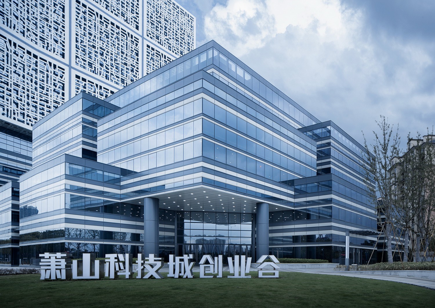 BIM建筑|“能量魔方” 萧山科技城创业谷 / 浙江大学建筑设计研究院有限公司 BIM建筑|“能量魔方” 萧山科技城创业谷 / 浙江大学建筑设计研究院有限公司