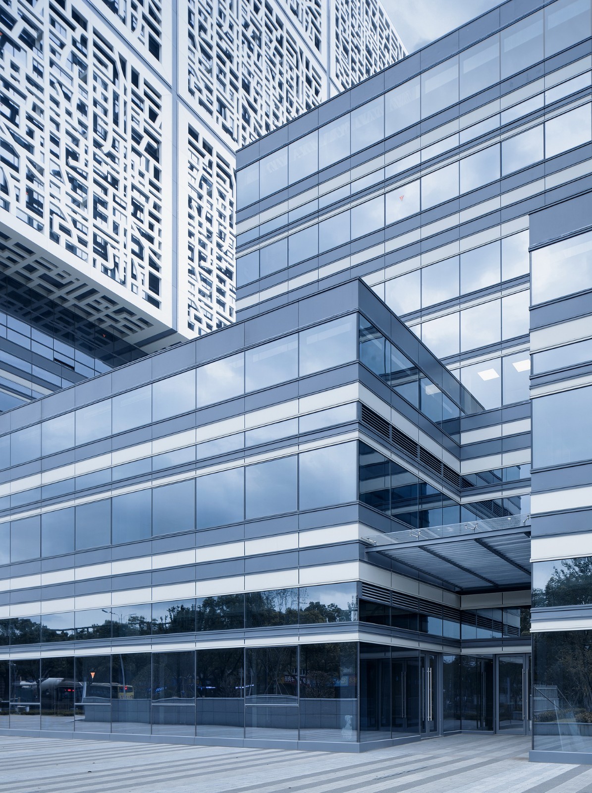 BIM建筑|“能量魔方” 萧山科技城创业谷 / 浙江大学建筑设计研究院有限公司 BIM建筑|“能量魔方” 萧山科技城创业谷 / 浙江大学建筑设计研究院有限公司