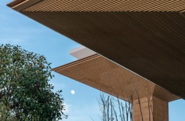 BIM建筑|日常风景下自然生长的空间:“伞之丘”生活方式集合店 / line+建筑事务所+gad-BIM建筑网