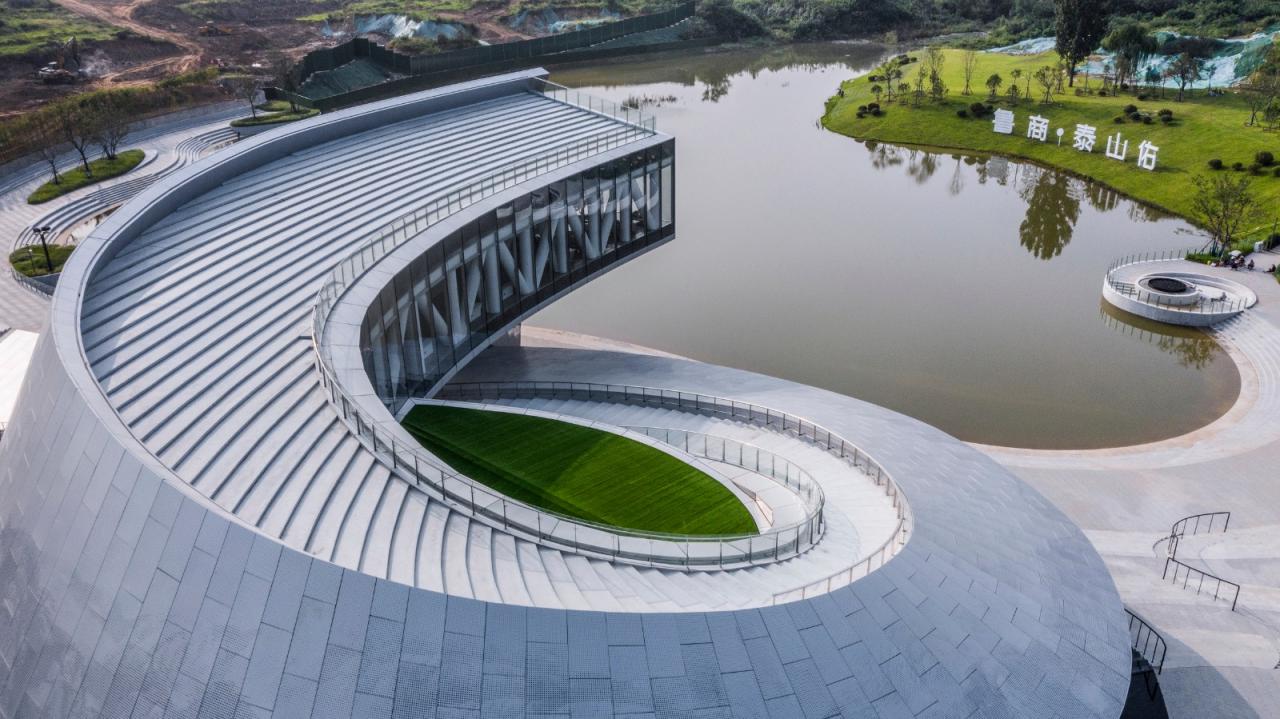 BIM建筑|眺望泰山的窗口:泰山佑游客中心 | line+WORK BIM建筑|眺望泰山的窗口:泰山佑游客中心 | line+WORK