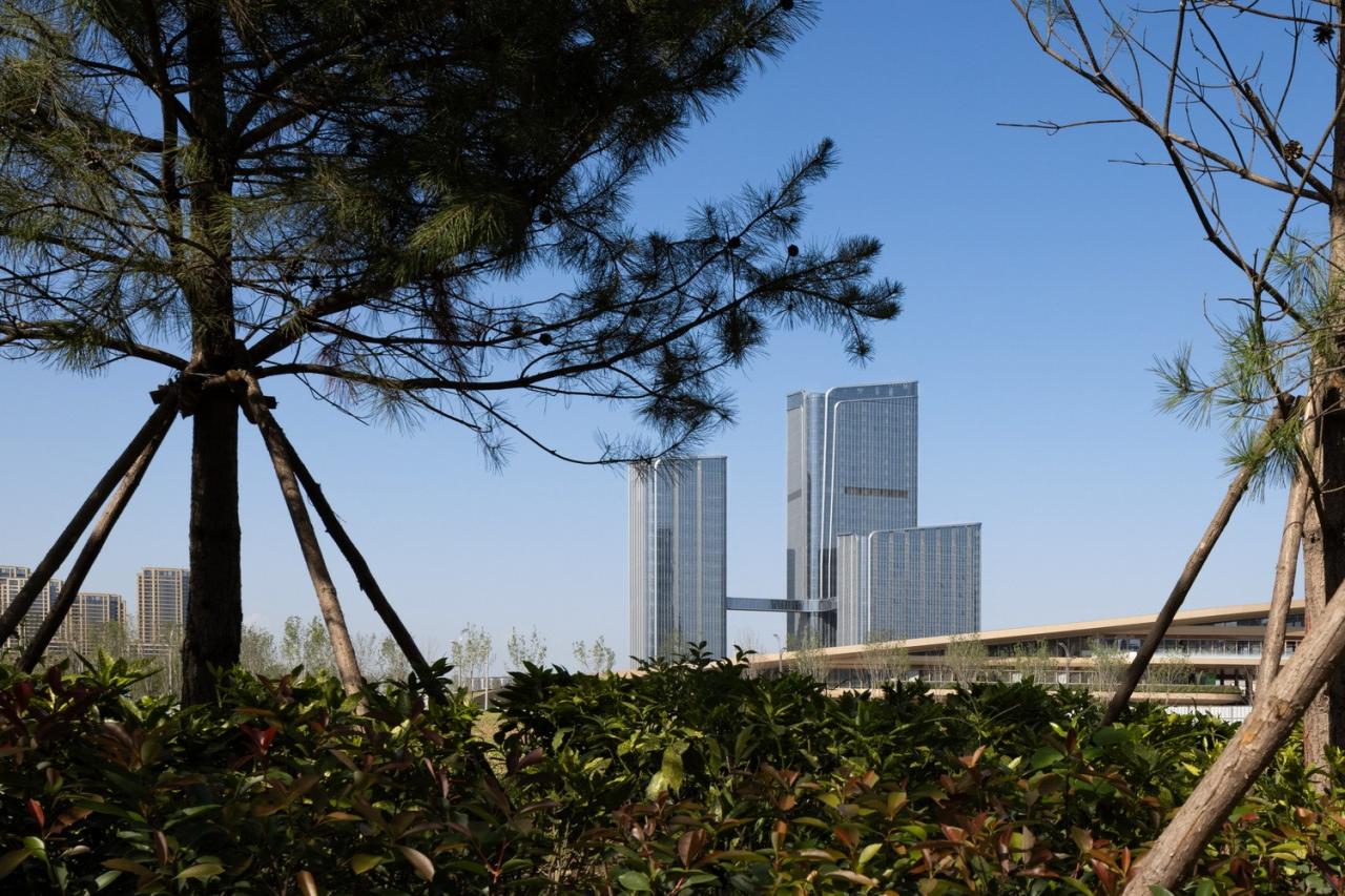 BIM建筑|最美全运会完美收官,奥体中轴之门继续绽放新的生命力 / 三益建筑设计 BIM建筑|最美全运会完美收官,奥体中轴之门继续绽放新的生命力 / 三益建筑设计