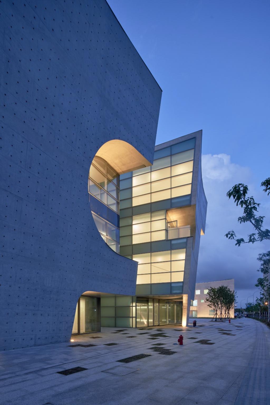 BIM建筑|上海中粮南桥半岛文体中心与医疗服务站 / Steven Holl Architects BIM建筑|上海中粮南桥半岛文体中心与医疗服务站 / Steven Holl Architects
