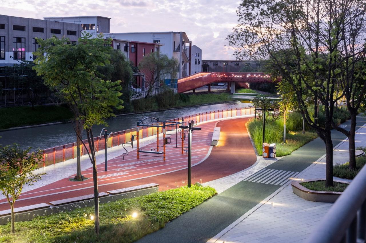 BIM建筑|上海闵行横泾港东岸滨水,景观公共空间改造 / SPARK Architects BIM建筑|上海闵行横泾港东岸滨水,景观公共空间改造 / SPARK Architects