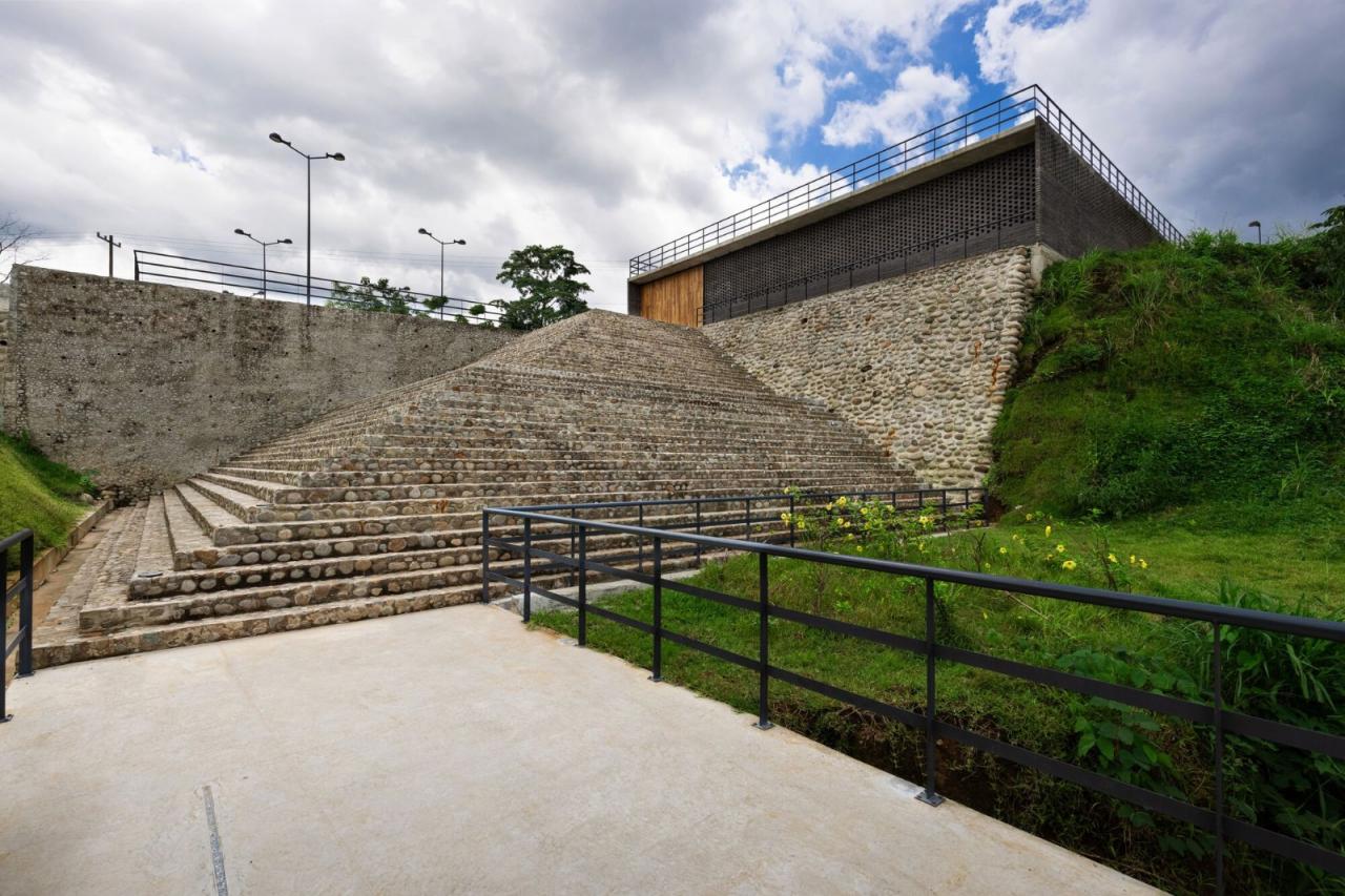 BIM建筑|墨西哥塔帕丘拉社会援助中心 / Laboratorio de Acupuntura Urbana BIM建筑|墨西哥塔帕丘拉社会援助中心 / Laboratorio de Acupuntura Urbana