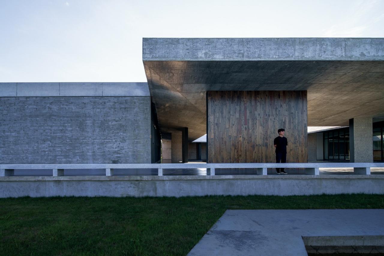 BIM建筑|石湾猪舍里展厅 / 其实建筑事务所 BIM建筑|石湾猪舍里展厅 / 其实建筑事务所