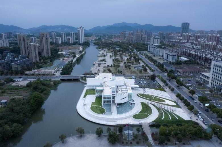 BIM建筑|城市核心区再开发设计思考 / ZWA卓时水石 BIM建筑|城市核心区再开发设计思考 / ZWA卓时水石