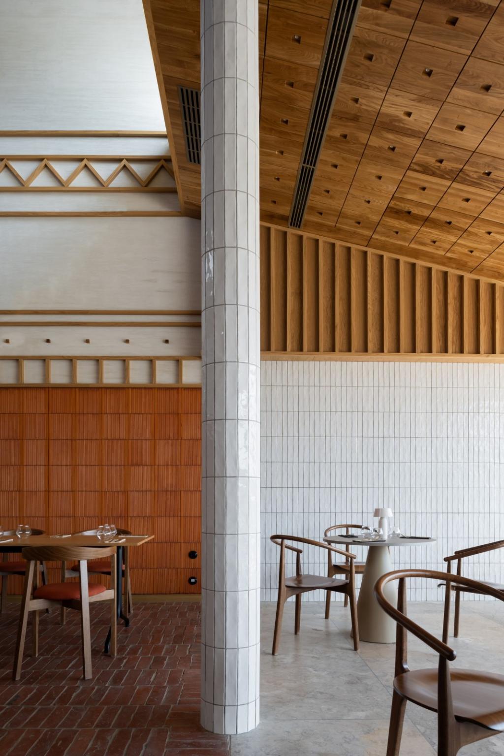 BIM建筑|库代克山公园游客接待中心 / Megabudka Architecture Bureau BIM建筑|库代克山公园游客接待中心 / Megabudka Architecture Bureau