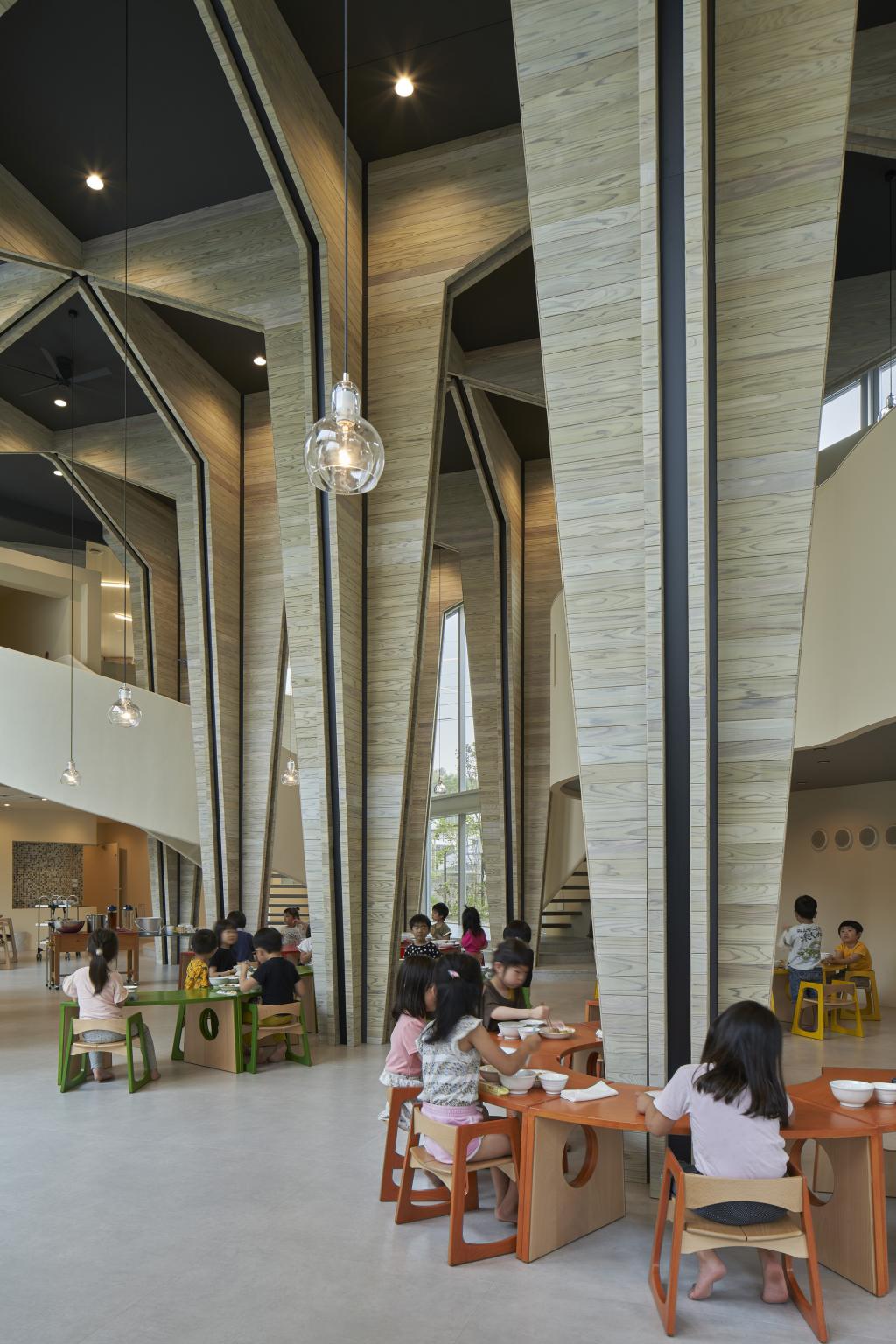 BIM建筑|巨构与小人儿,筑紫森林幼儿园 / UID Architects BIM建筑|巨构与小人儿,筑紫森林幼儿园 / UID Architects