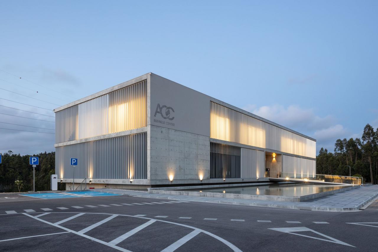 BIM建筑|AOC 商务中心 / mube arquitectura BIM建筑|AOC 商务中心 / mube arquitectura