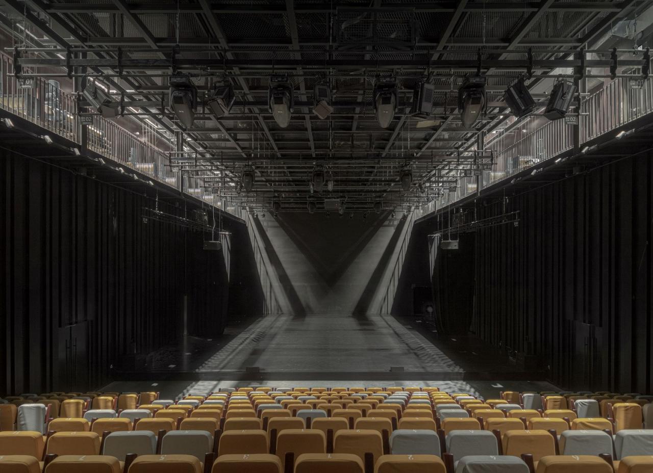 BIM建筑|阿那亚剧场 Aranya Theatre / 迹·建筑事务所(TAO) BIM建筑|阿那亚剧场 Aranya Theatre / 迹·建筑事务所(TAO)