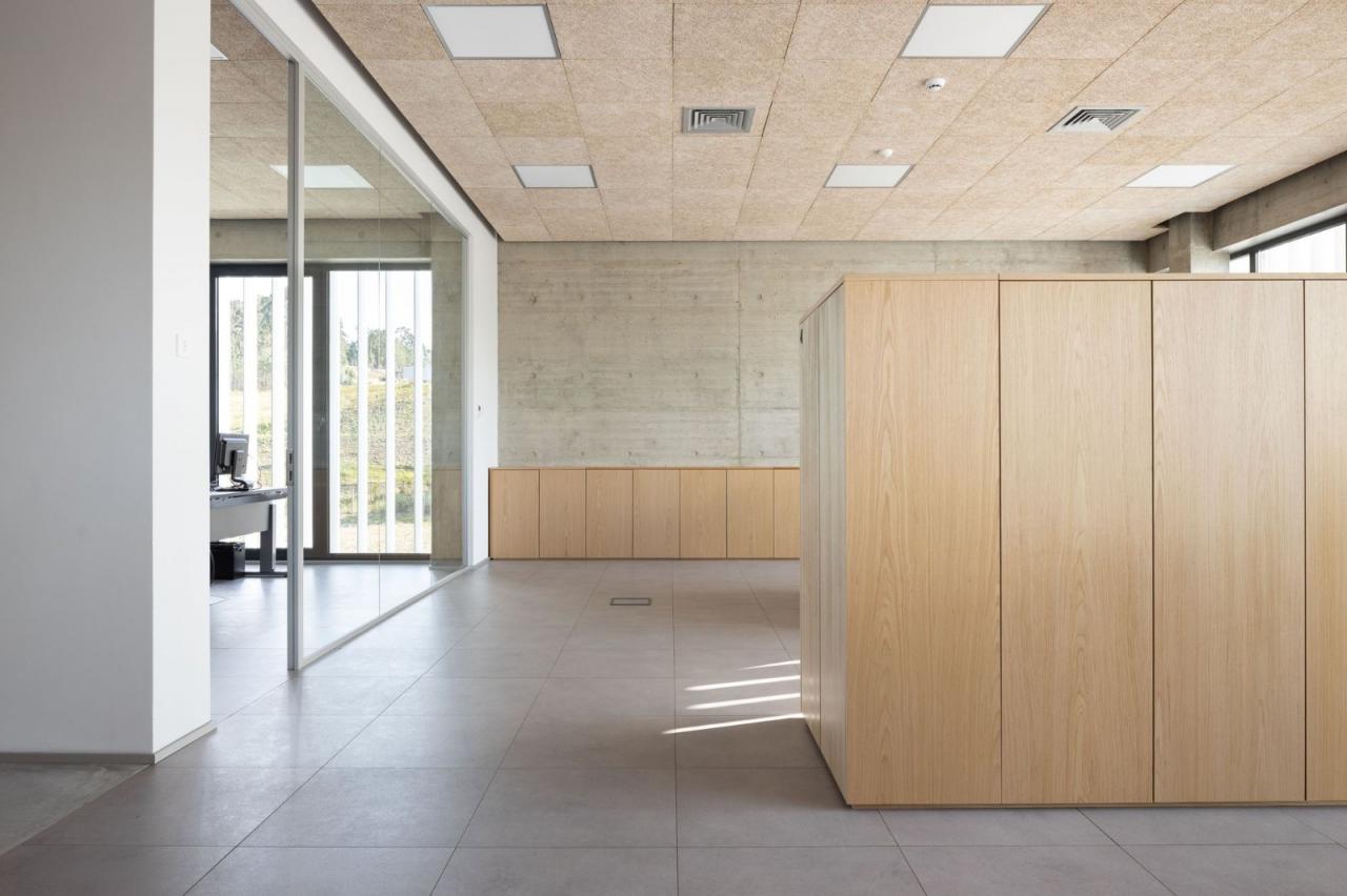 BIM建筑|AOC 商务中心 / mube arquitectura BIM建筑|AOC 商务中心 / mube arquitectura