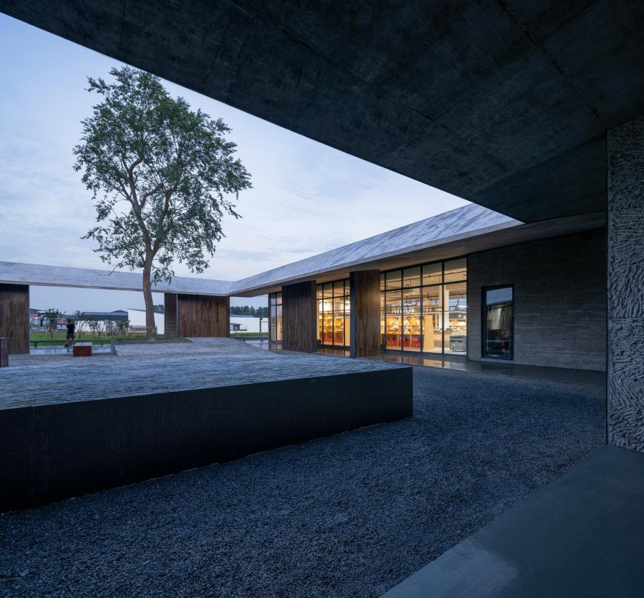 BIM建筑|石湾猪舍里展厅 / 其实建筑事务所 BIM建筑|石湾猪舍里展厅 / 其实建筑事务所