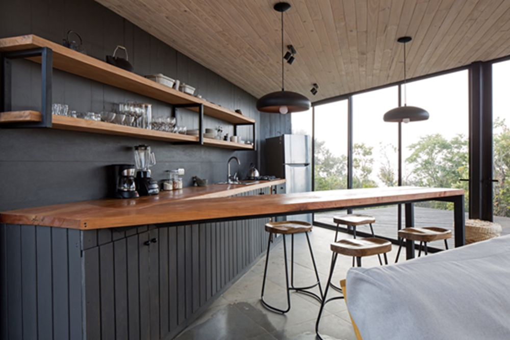 BIM建筑|2DM Arquitectos在智利海岸建造多面体度假小屋 BIM建筑|2DM Arquitectos在智利海岸建造多面体度假小屋