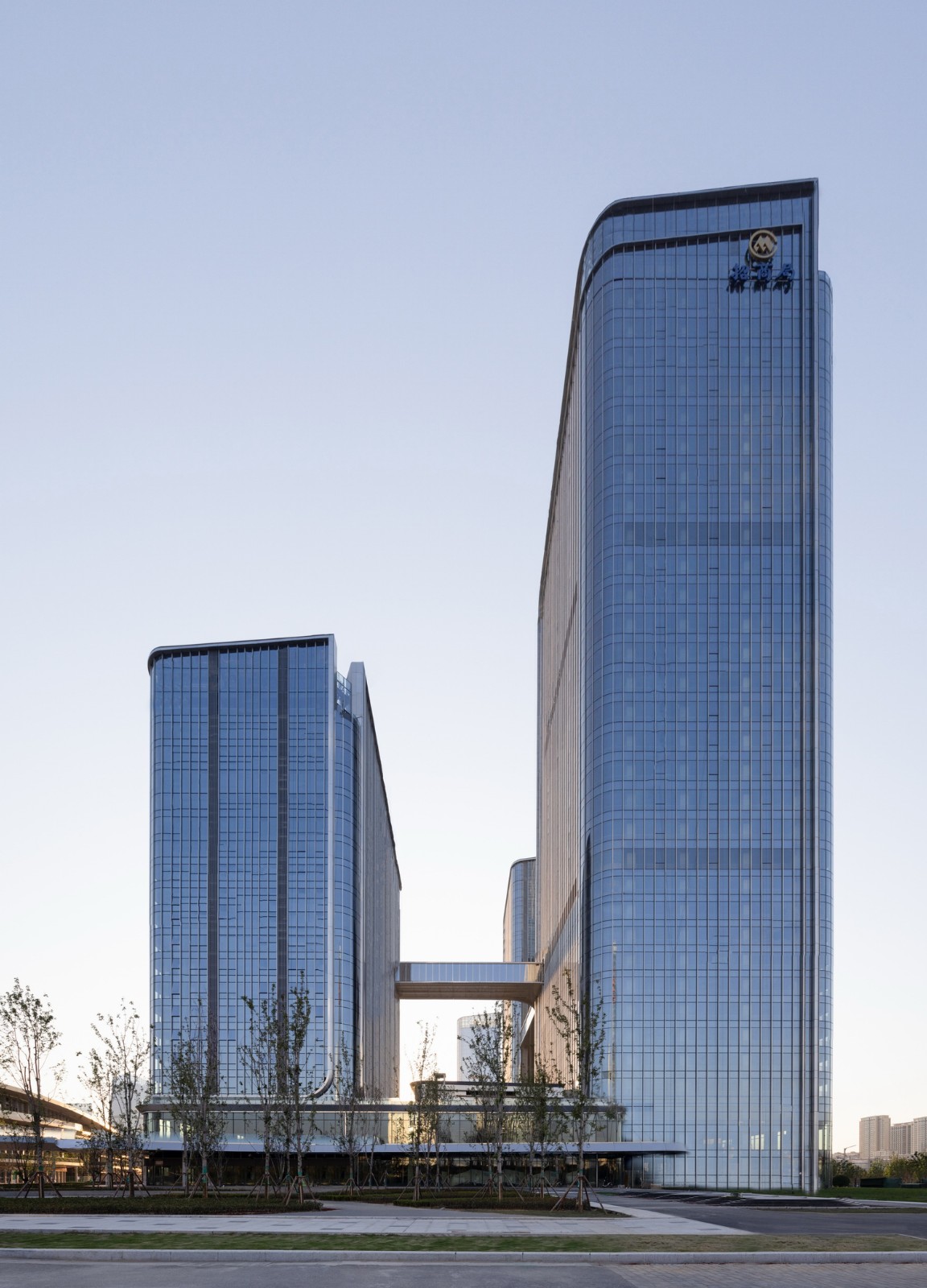 BIM建筑|最美全运会完美收官,奥体中轴之门继续绽放新的生命力 / 三益建筑设计 BIM建筑|最美全运会完美收官,奥体中轴之门继续绽放新的生命力 / 三益建筑设计