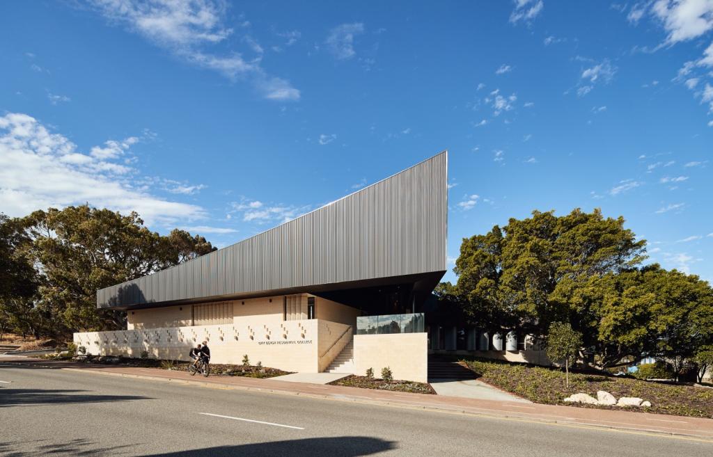 BIM建筑|城市海滩寄宿制学院 / iredale pedersen hook architects BIM建筑|城市海滩寄宿制学院 / iredale pedersen hook architects