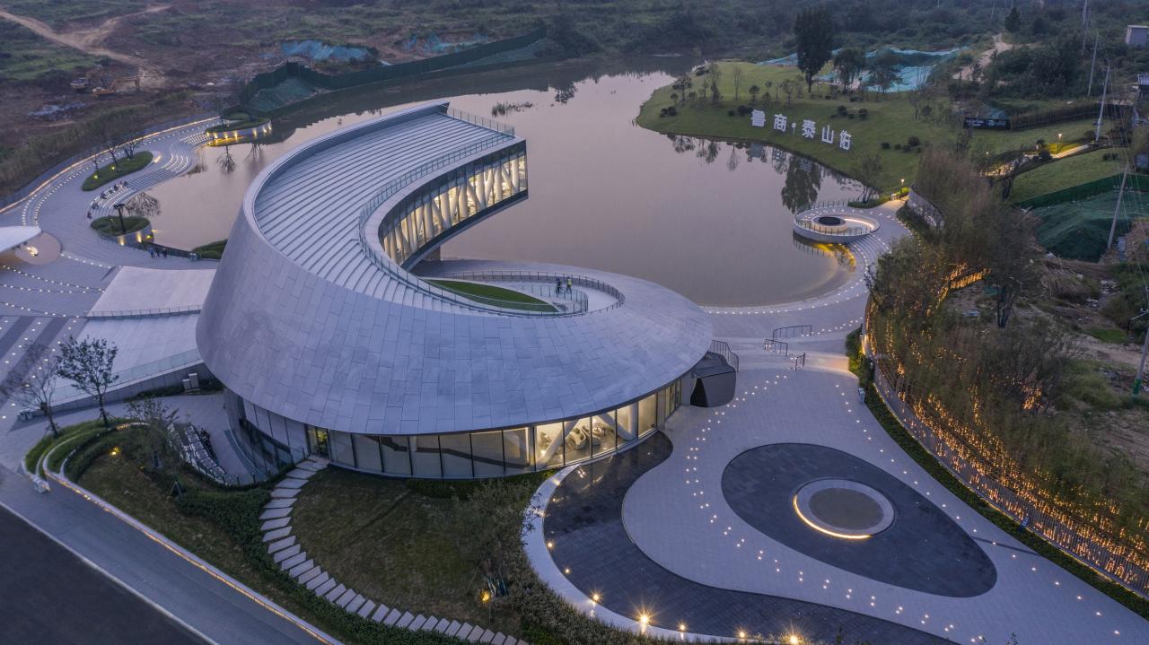 BIM建筑|眺望泰山的窗口:泰山佑游客中心 | line+WORK BIM建筑|眺望泰山的窗口:泰山佑游客中心 | line+WORK