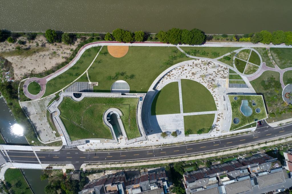 BIM建筑|上海中粮南桥半岛文体中心与医疗服务站 / Steven Holl Architects BIM建筑|上海中粮南桥半岛文体中心与医疗服务站 / Steven Holl Architects