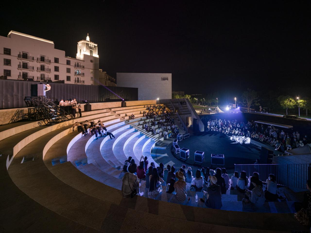 BIM建筑|阿那亚剧场 Aranya Theatre / 迹·建筑事务所(TAO) BIM建筑|阿那亚剧场 Aranya Theatre / 迹·建筑事务所(TAO)