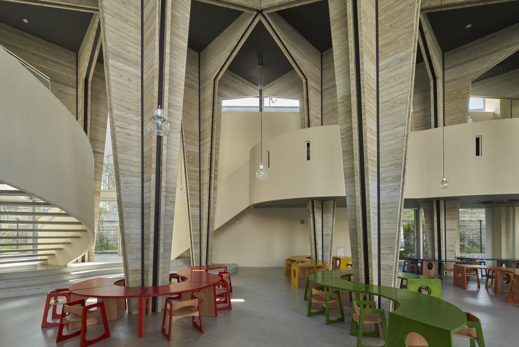 BIM建筑|巨构与小人儿,筑紫森林幼儿园 / UID Architects BIM建筑|巨构与小人儿,筑紫森林幼儿园 / UID Architects
