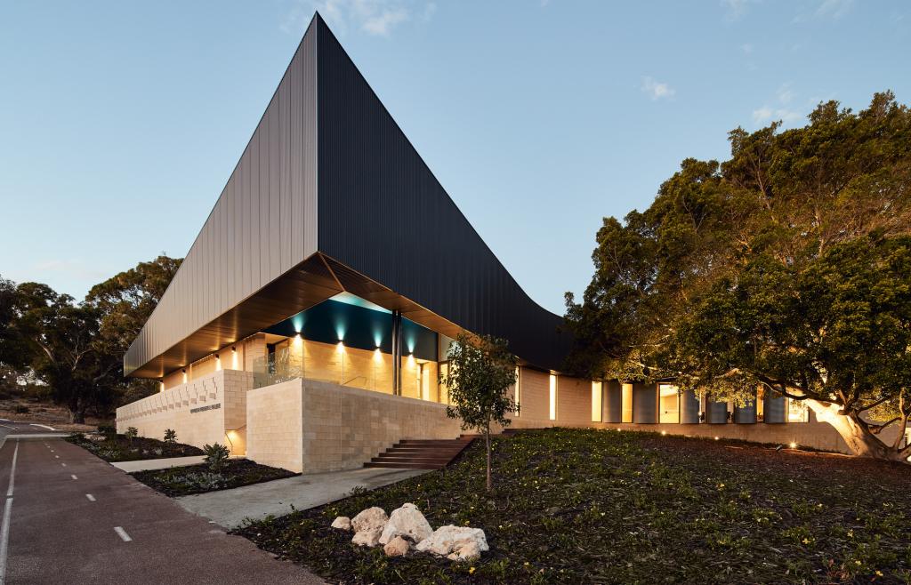 BIM建筑|城市海滩寄宿制学院 / iredale pedersen hook architects BIM建筑|城市海滩寄宿制学院 / iredale pedersen hook architects