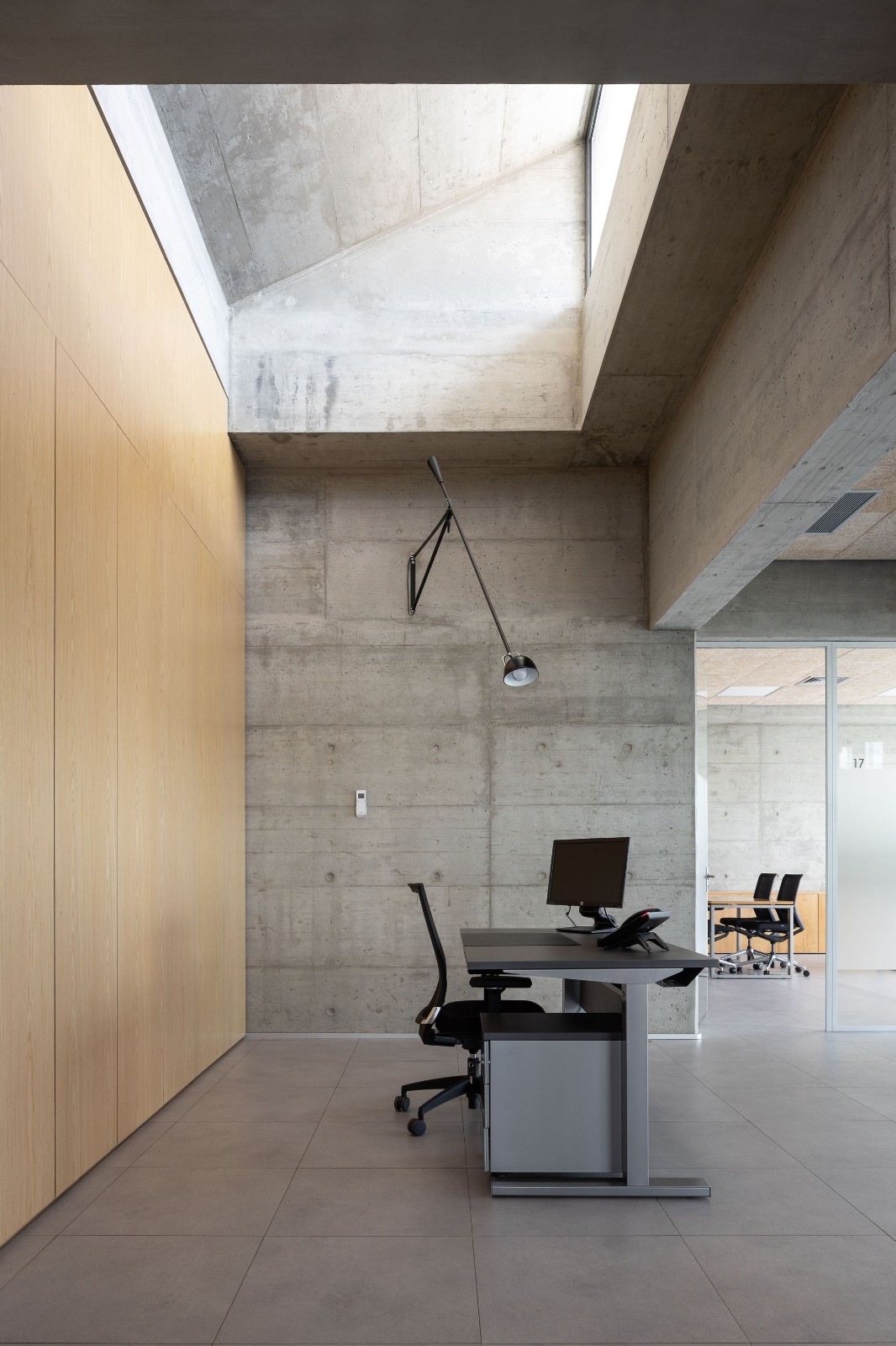 BIM建筑|AOC 商务中心 / mube arquitectura BIM建筑|AOC 商务中心 / mube arquitectura