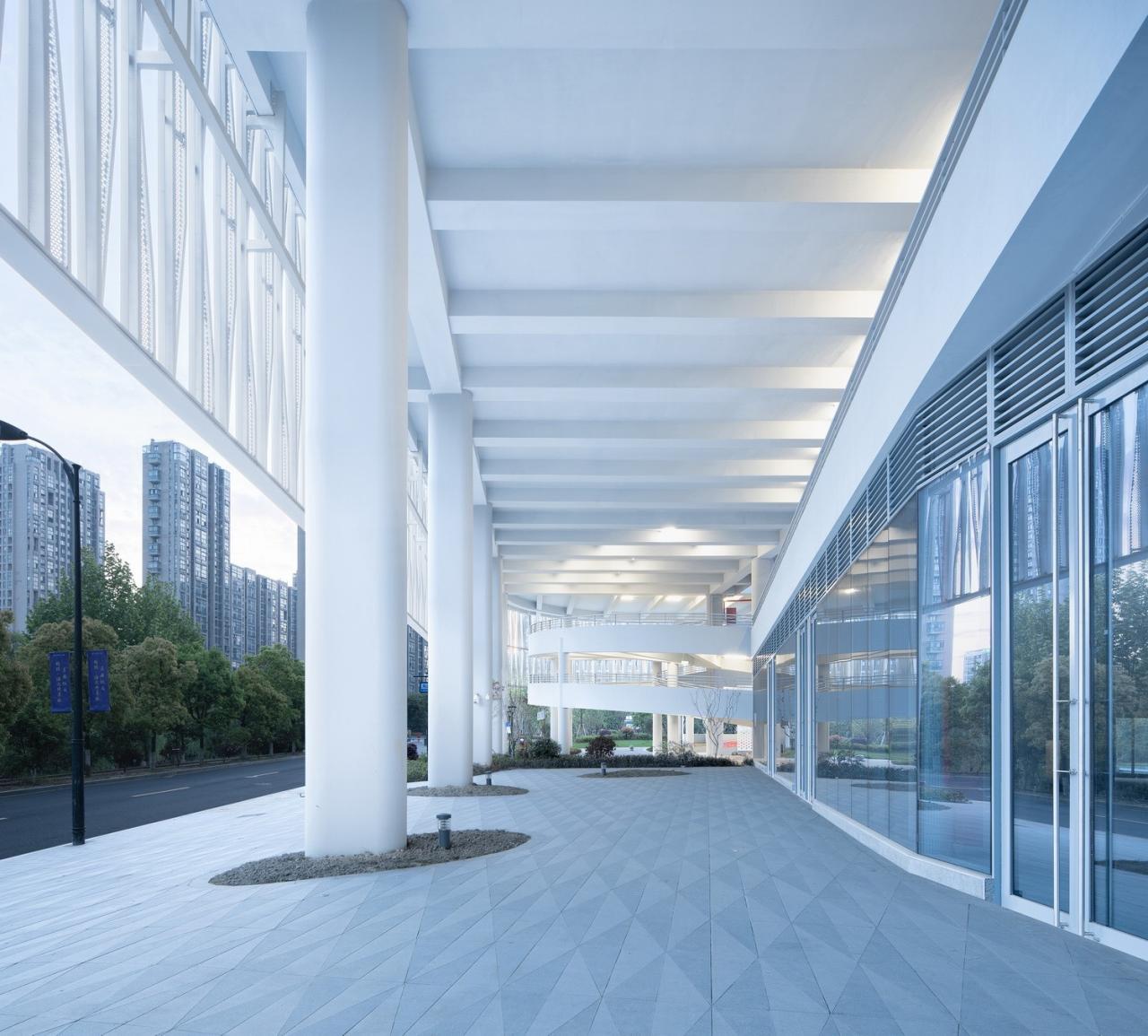 BIM建筑|来自停车楼的逆袭:杭州钱投海达停车楼 / 浙江大学建筑设计研究院有限公司 BIM建筑|来自停车楼的逆袭:杭州钱投海达停车楼 / 浙江大学建筑设计研究院有限公司