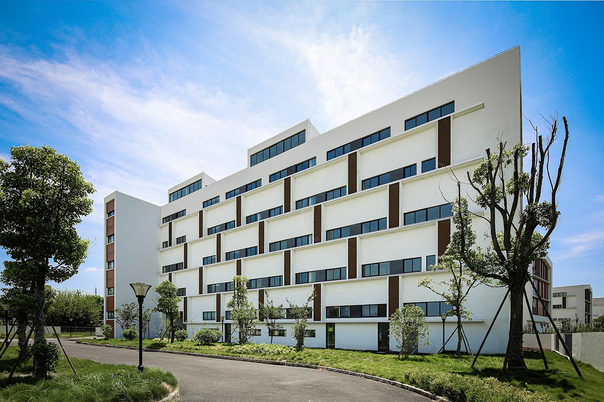 BIM建筑|赵巷康宁养护院建筑设计—这里欢迎自由的老灵魂 / 上海久利建筑事务所 BIM建筑|赵巷康宁养护院建筑设计—这里欢迎自由的老灵魂 / 上海久利建筑事务所
