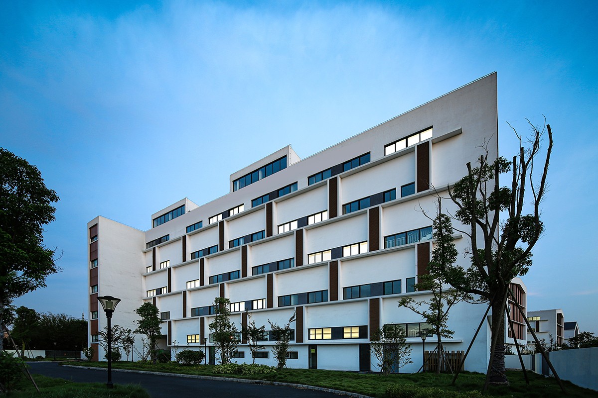 BIM建筑|赵巷康宁养护院建筑设计—这里欢迎自由的老灵魂 / 上海久利建筑事务所 BIM建筑|赵巷康宁养护院建筑设计—这里欢迎自由的老灵魂 / 上海久利建筑事务所