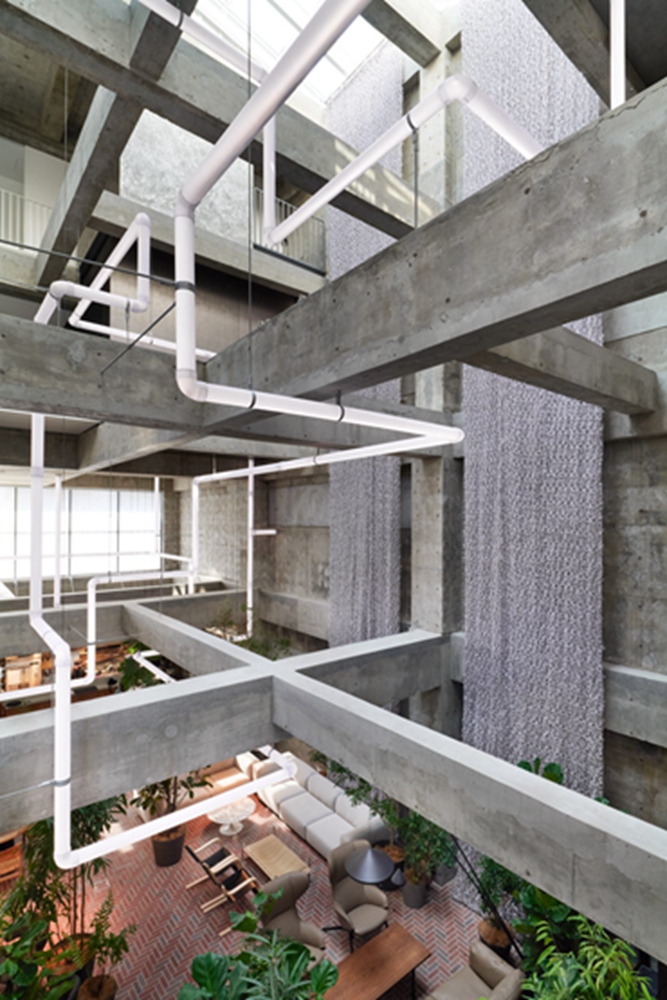 BIM建筑|藤本壮介为Shiroiya酒店增加巨大的中庭和青山 BIM建筑|藤本壮介为Shiroiya酒店增加巨大的中庭和青山