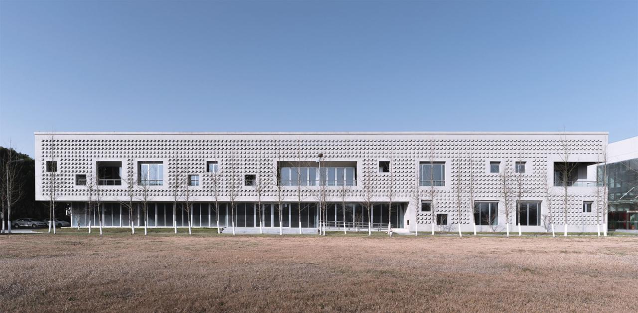 BIM建筑|和椿科技二号厂房 / 张朋千建筑事务所 BIM建筑|和椿科技二号厂房 / 张朋千建筑事务所