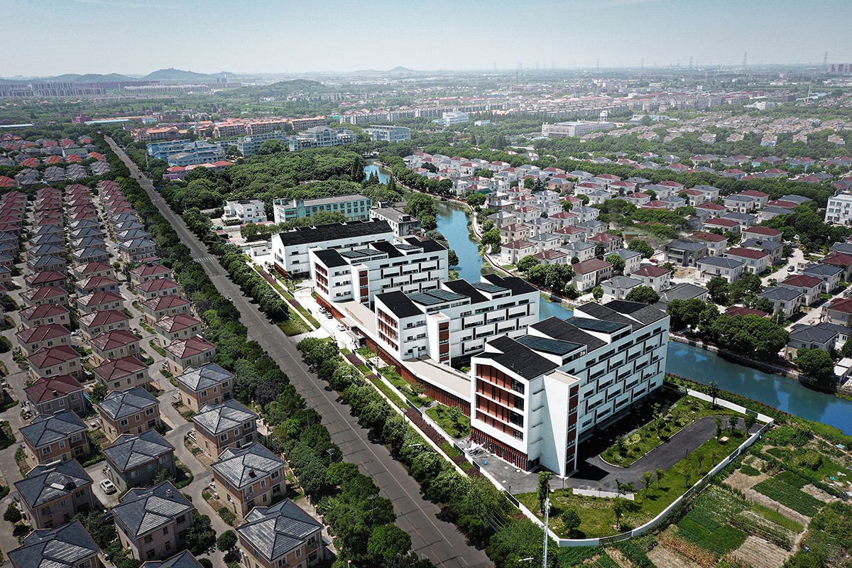 BIM建筑|赵巷康宁养护院建筑设计—这里欢迎自由的老灵魂 / 上海久利建筑事务所 BIM建筑|赵巷康宁养护院建筑设计—这里欢迎自由的老灵魂 / 上海久利建筑事务所